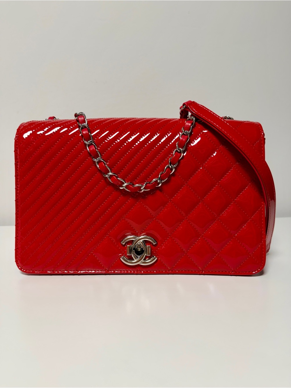 CHANEL Quilted Crossbody / Shoulder Bag | Medium Red Patent Leather Flap Bag